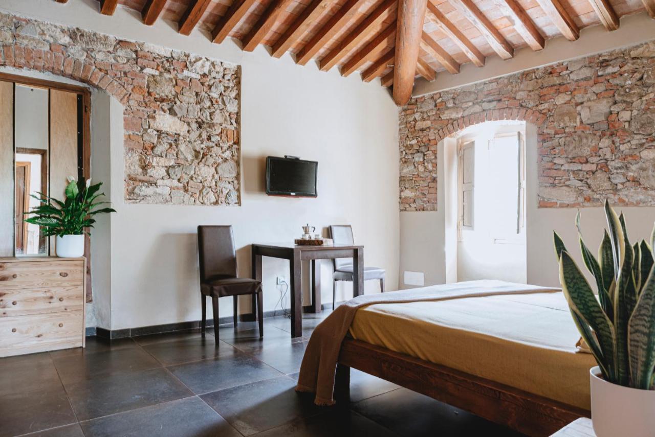 Un Angelo Alla Mia Tavola Sarzana Exterior photo