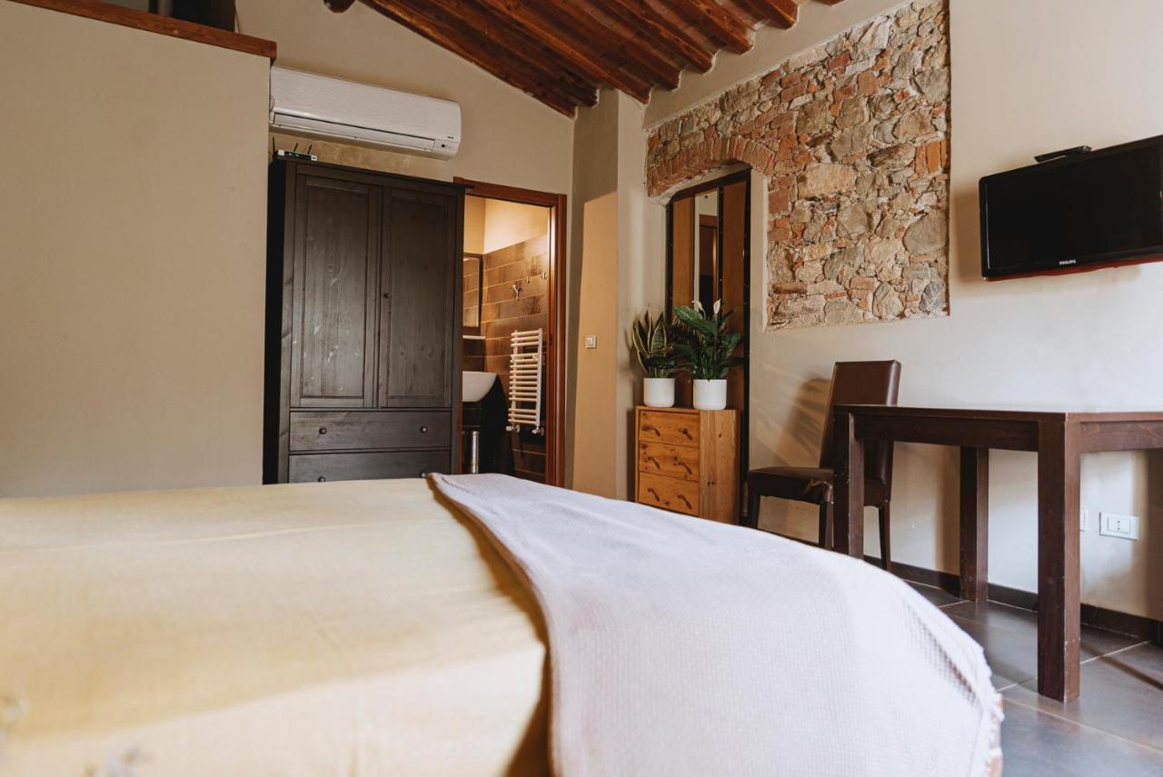 Un Angelo Alla Mia Tavola Sarzana Exterior photo